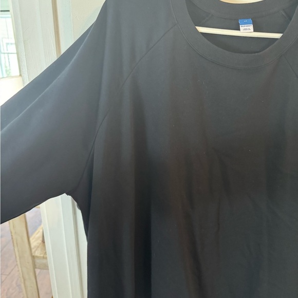 Black Crewneck Sweatshirt - Picture 4 of 5